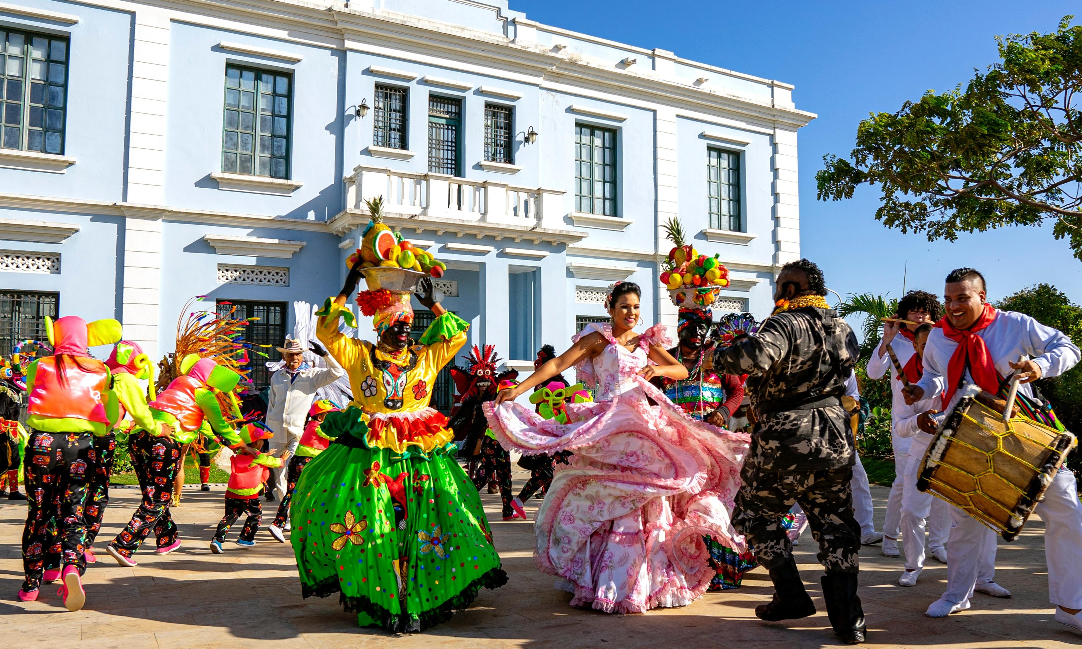 Colores De Carnaval En Barranquilla - Desde Febrero 2024 - Desde Buenos Aires